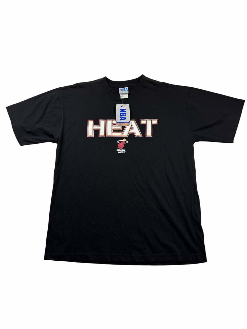 Miami Heat NBA T Shirt Mens Large Black Logo Graphic Tee NWT Basketball